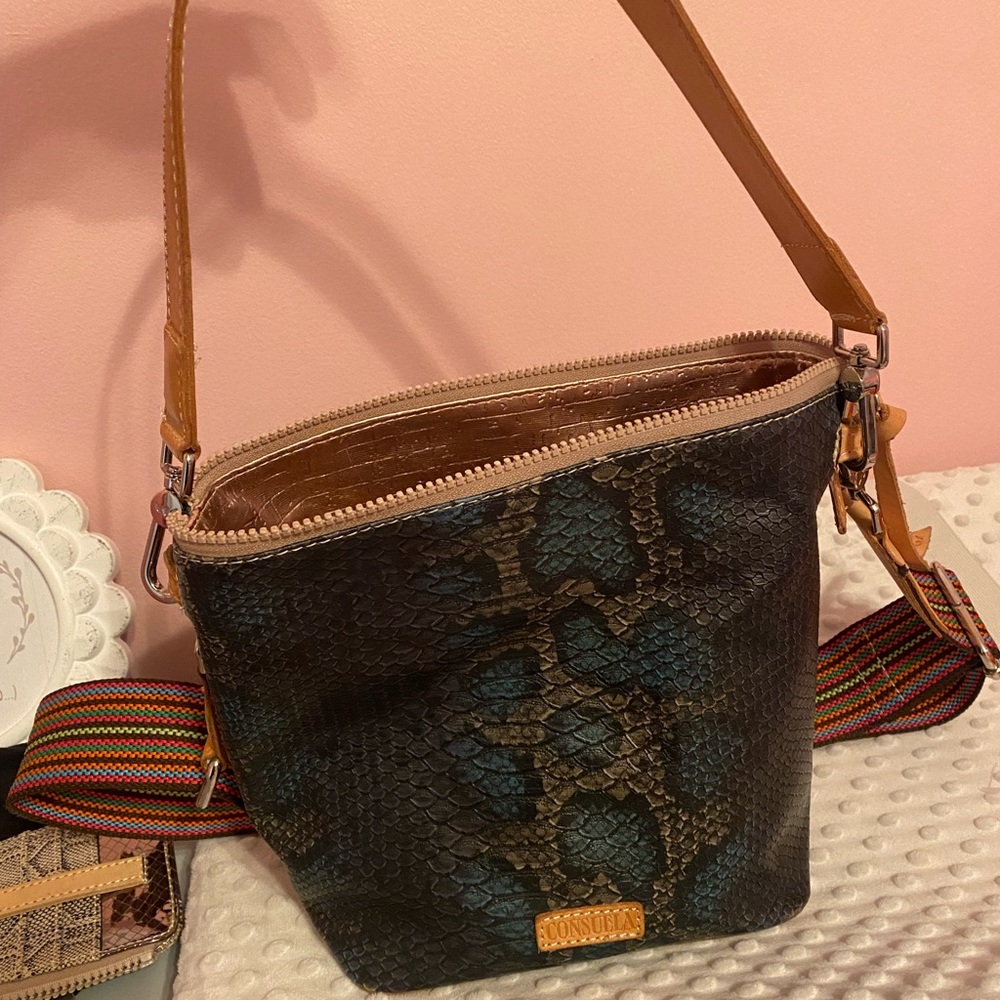 Consuela Rattler wedge bag